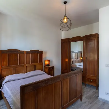 Milena Apartman Lesa